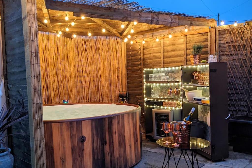Baker'S Cottage, Urban Spa And Garden Bar Evesham Eksteriør billede